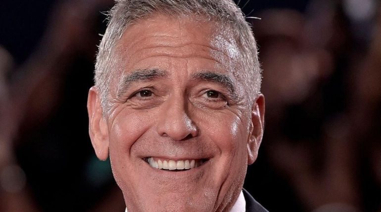 12 célébrités qui ont pu se réincarner sans même s’en rendre compte amitié Argent de poche Dons Générosité George Clooney 