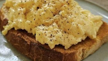 Coquilles d'œufs Mayonnaise Moutarde de Dijon Recette américaine Salade d'œufs Sandwich 