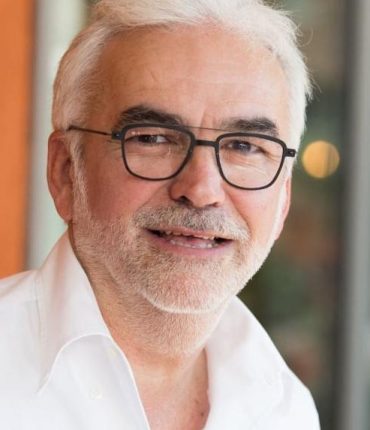 Pascal Praud adresse un appel à ses « compatriotes musulmans » après la polémique sur les vœux de Ramadan de l&rsquo;ambassade au Vatican