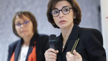 actualité politique France Actualités culturelles Audiovisuel public Culture et ruralité Monuments historiques Rachida Dati Spectacle vivant 