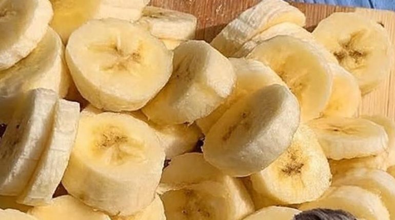 Bananes Complication grossesse Santé féminine Santé osseuse sautes d'humeur Syndrome prémenstruel Vitamine B6 