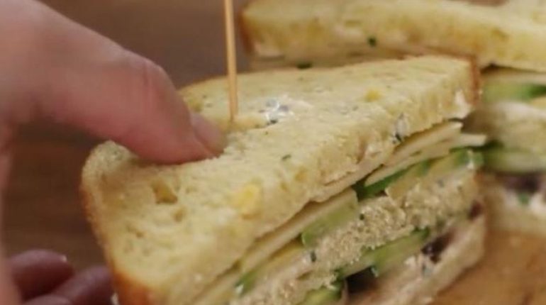 Alimentation végétarienne Club sandwich Gâteau aux pommes Limousin Recette américaine Sandwich 