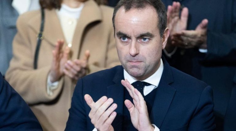 Acte désespéré Assurance retraite Déplacements Fiscalité Livret A Livret d'Épargne Populaire 