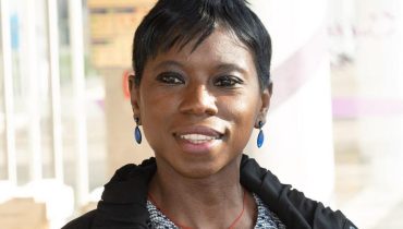 accusent la France Jeux Olympiques d'hiver Patinage artistique Pionnière Salto arrière Surya Bonaly 