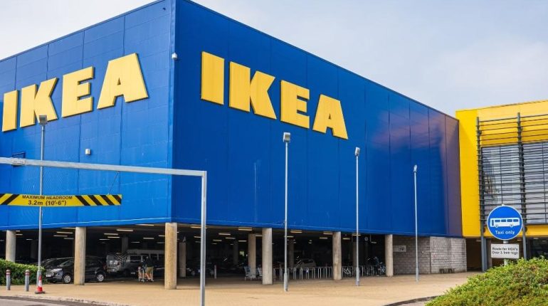 Centre-ville Commerce de proximité Consommation Cuisines grande distribution Ikea magasins 