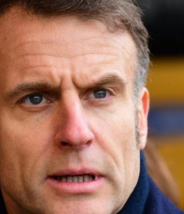 Jeffrey Epstein : l&rsquo;Élysée dément formellement tout lien entre Emmanuel Macron et le financier condamné