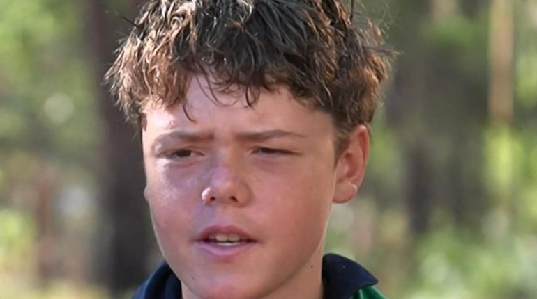 Actes de Courage allergie adolescence Aventure Ce coiffeur australien Dîner en famille Sauvetage 