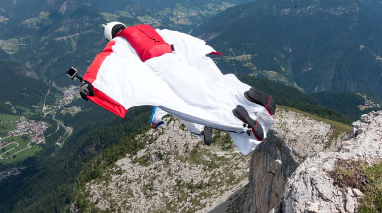 Abolition peine de mort accident Alpes-de-Haute-Provence Mont-Blanc Sports Extrêmes Wingsuit 