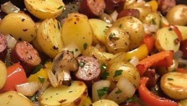 Astuce cuisine Bienfaits des légumes Idée recette Oignons caramélisés Plat simple Pommes de terre 