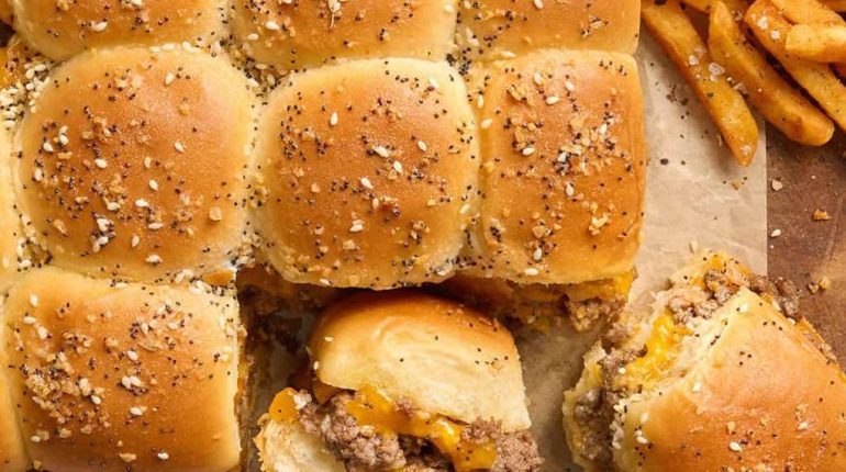 Bâtonnets de fromage Conservation du pain Cuisine facile Idée recette Mini burgers Repas familial Sliders 