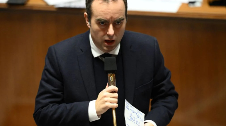 Déclaration fiscale Déclaration impôts Dons familiaux Patrimoine Trésor public 