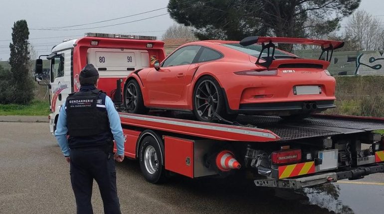 Bolide Excès de vitesse Fourrière Infraction routière Permis de conduire Porsche 