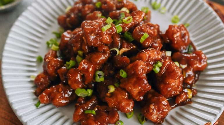 Ailes de poulet Cuisine Californienne Cuisine Sino-américaine Idée recette Plat Sucré-Salé Sauce Pimentée 