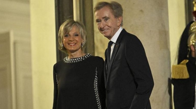 Bernard Arnault Débat société Déclarations Déclarations polémiques Excuses Hélène Mercier-Arnault Sans-abrisme 