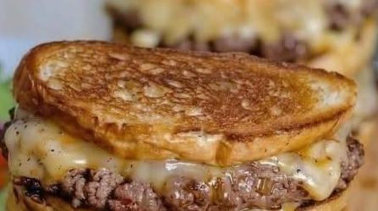 Club sandwich Cream Sauce Cuisine maison Fromage grillé Hamburger Idée recette Patty Melt 