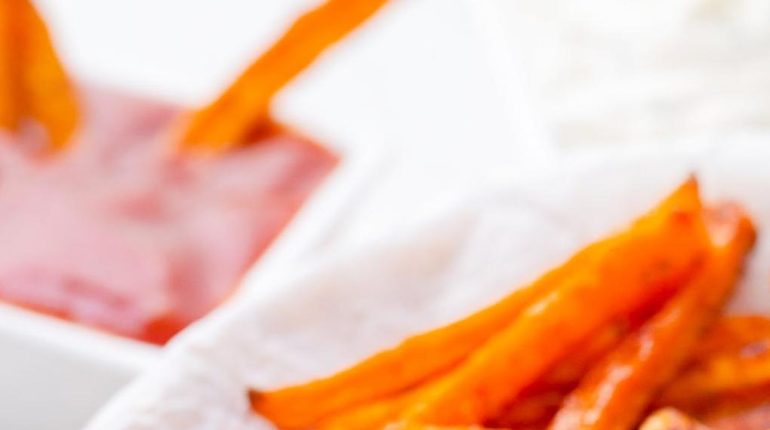 Cuisine saine Frites de patate douce Légumes au four Recette facile Recettes végétariennes 