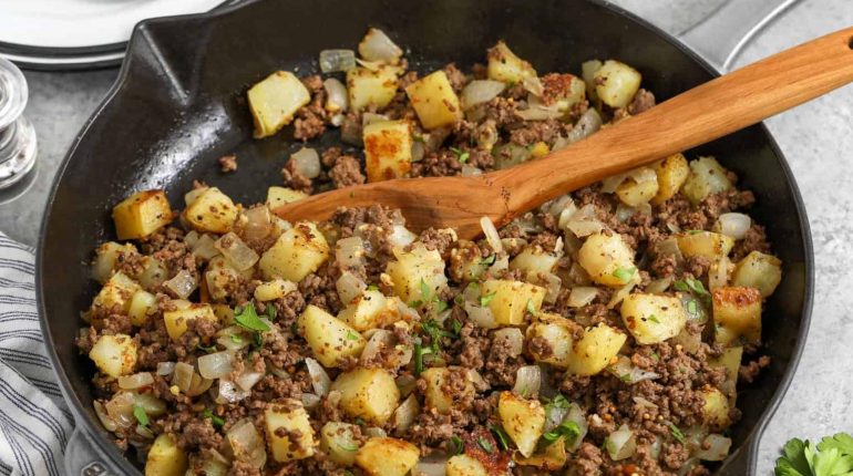 Bœuf haché Croustillant Cuisine facile Hamburger Hash Idée recette Plat unique Pommes de terre 