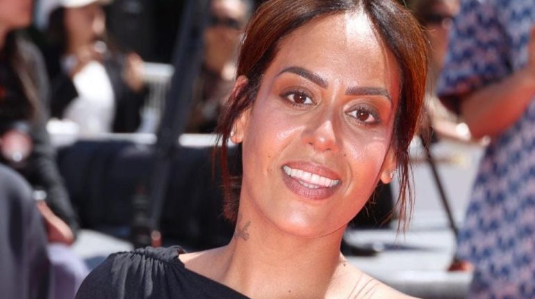 accusent la France Amel Bent Changement d'identité Discrimination Jarry racisme The Voice 