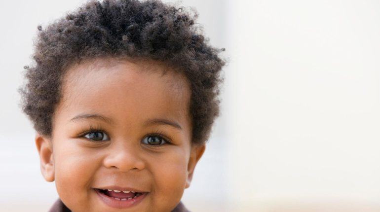 Choix prénoms Prénoms courts Prénoms garçons Prénoms modernes Signification prénoms 