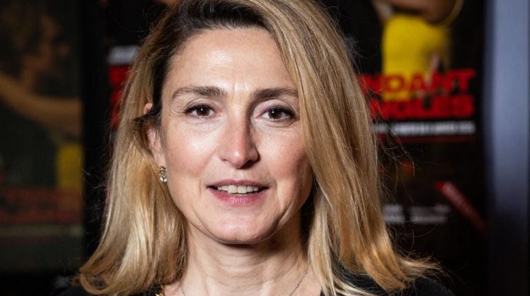 Actualités people Actualités télévision actus cinéma Bruno Salomone Fausses relations Julie Gayet 