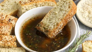 Apéritif Conservation du pain Cuisine italienne Huile d'olive Idées recettes Trempettes 