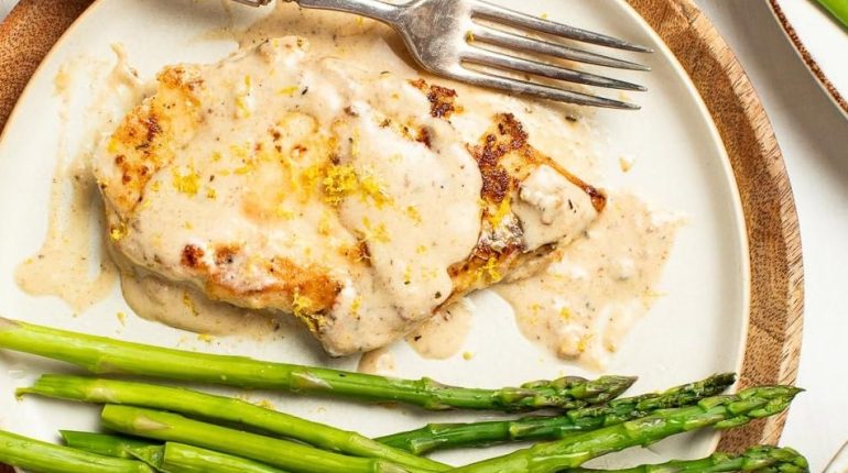 Ailes de poulet Asperges Beurre citronné Cuisine facile Dîner Idée recette Une poêle 