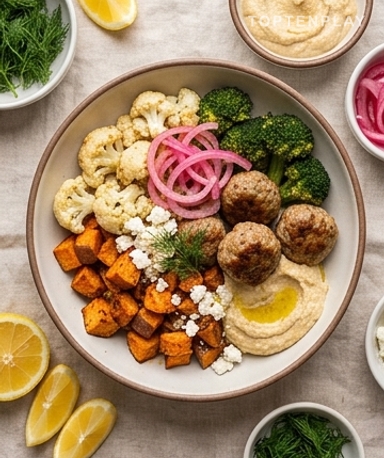 Boulettes de Dinde Méditerranéennes, Légumes Rôtis et Hummus : Le Bowl qui Rend Accro