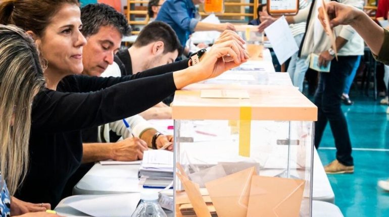 accusent la France Annecy Carcassonne Décès Élections municipales Saint-Étienne 