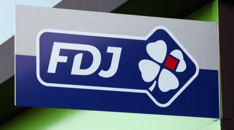 Argent de poche Arrêt maladie Gains de poker La Rochelle Loterie Soins à domicile 