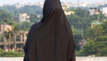 Cuisine créative Discrimination Entrepreneuriat Femme voilée Films à Succès Pâtisserie Reconversion professionnelle 