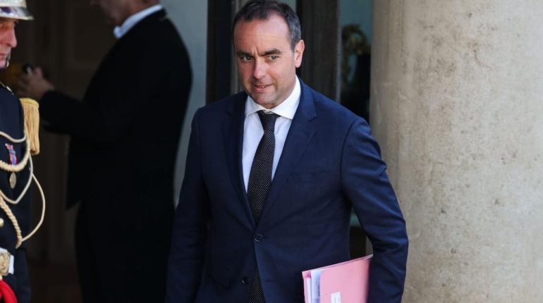 Déclaration impôts Domicile fiscal Dubaï Expatriation Financement retraites Fiscalité 