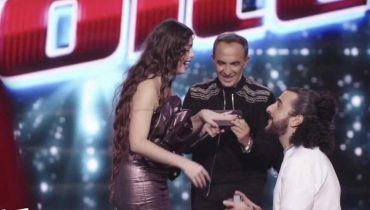 Actualités musique Actualités télévision Anniversaire de mariage Assurance émotionnelle Auditions à l'aveugle The Voice 