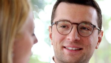 actualité politique France Actualités people Élection présidentielle Jordan Bardella Rassemblement National Stratégie médiatique 