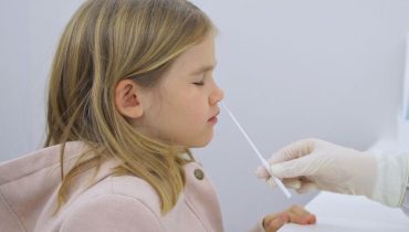 Alimentation Santé Assurance voyage covid-19 Cuisine sans surveillance Pédiatrie Variants 