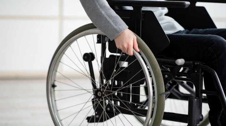 abattu par la police Démission Faits divers Arkansas Fauteuil roulant injustice Violence policière 