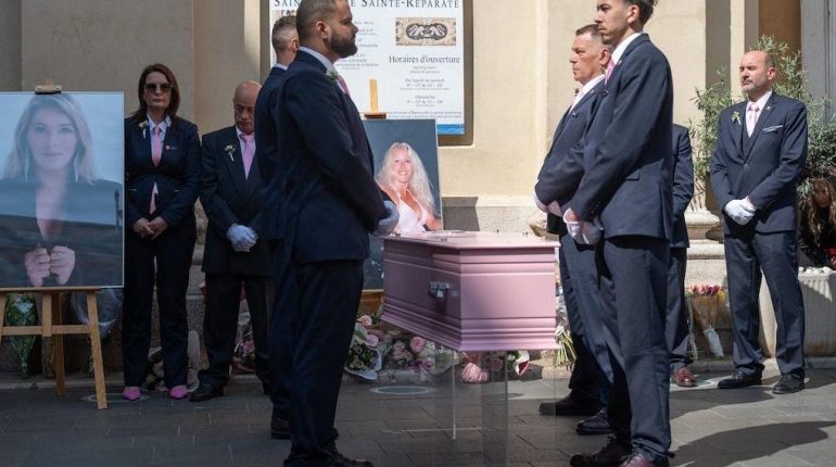 Brice de Nice Dîner en famille Émission de télé-réalité Incinération Inhumation Loana Obsèques 