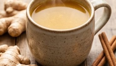 boisson-doree-gingembre-cannelle-curcuma-le-mug-ch cover