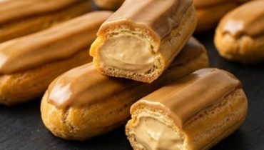 eclairs-au-cafe-maison-la-recette-de-patisserie-fr cover