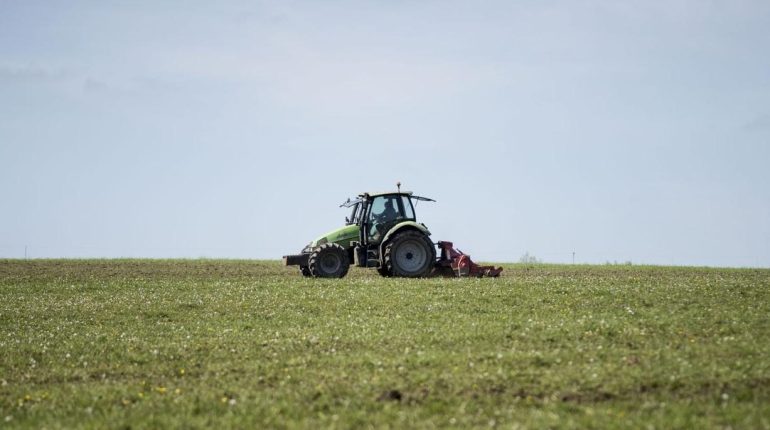 Abolition peine de mort Accident agricole Ille-et-Vilaine Meillac Tracteur Vie rurale 