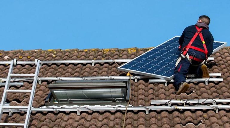 Accident du travail Charente-Maritime Électrocution Panneaux solaires Photovoltaïque Sécurité électrique 