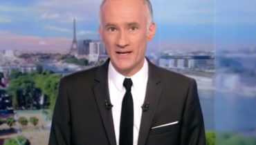 Gilles Bouleau célèbre en direct la naissance du petit Ulysse au 20h de TF1