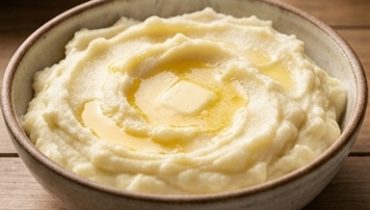 la-puree-de-grand-mere-onctueuse-beurree-et-inoubl cover