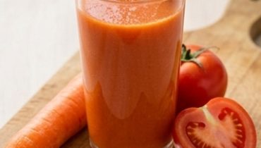 le-jus-carotte-tomate-concombre-du-matin-simple-ef cover