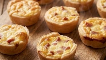 mini-quiches-facon-lorraine-la-recette-croustillan cover