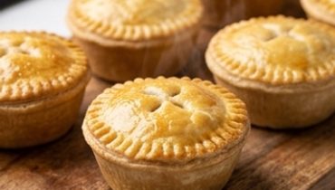 mini-tourtes-au-b-uf-maison-croustillantes-dehors- cover