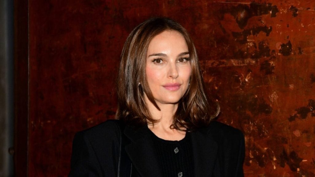 natalie-portman-enceinte-a-44-ans-son-co-6261362601-og Natalie Portman enceinte à 44 ans : son compagnon français Tanguy Destable et elle évoquent un "petit miracle"