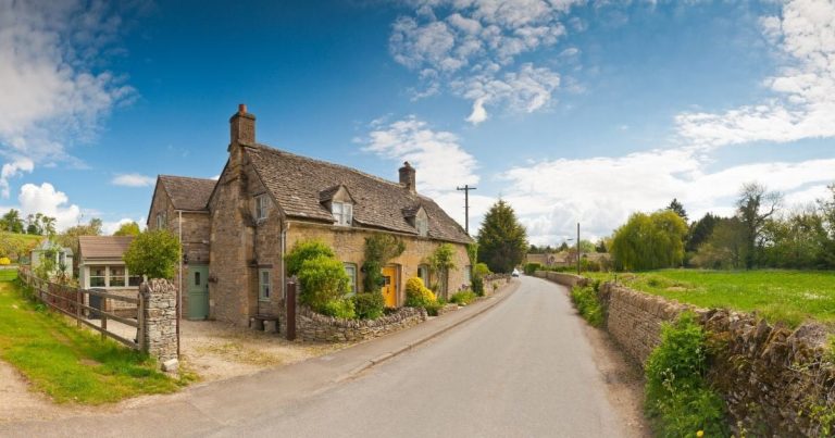 Nathalie Baye, morte à 77 ans : son refuge secret dans un village de la Creuse