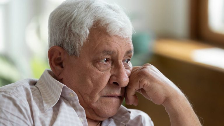 Retraites et dette : "Je ne suis pas un nanti", dit Jean avec 2 500 € par mois
