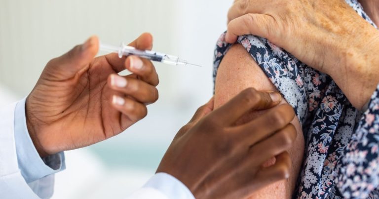 Covid-19 : la campagne de vaccination de printemps 2026 démarre le 20 avril