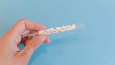 Un thermomètre au mercure retrouvé intact dans son ventre vingt ans après l'avoir avalé